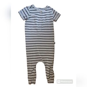 Rags gray striped Romper size 2t perfect used condition